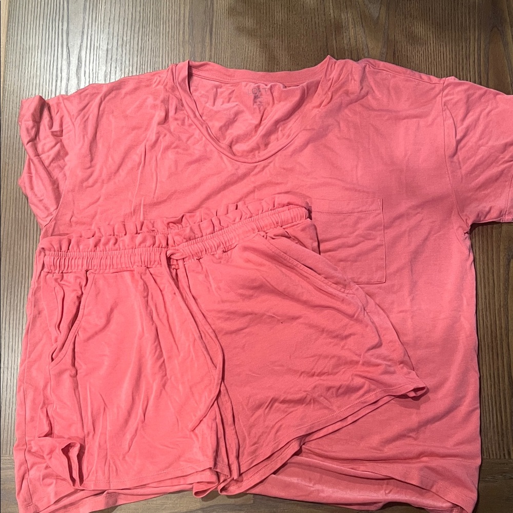 LOFT Lounge Set; tunic and shorts; soft material, can be worn as pajamas